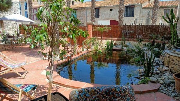 El Castell Embruixat Otel Saint-Hippolyte  Dış mekan fotoğraf